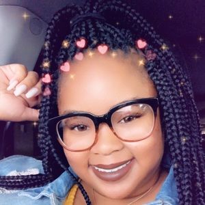 Meet your Posher, Anitra